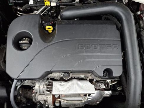 Used 2025 Chevrolet Equinox LT FWD image 27