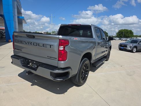 Used 2024 Chevrolet Silverado 1500 Custom w/ LPO, Dark Essentials Package AWD/4WD image 18
