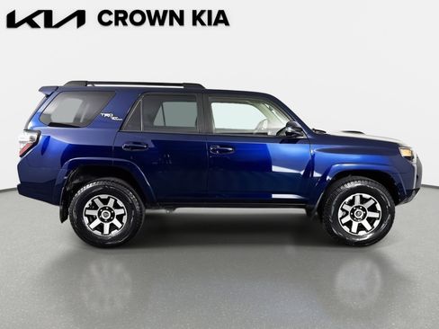 Used 2020 Toyota 4Runner 4WD image 4