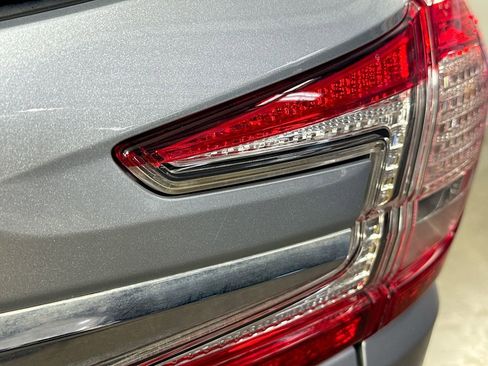 Used 2023 Subaru Ascent Limited w/ Technology Package AWD/4WD image 33