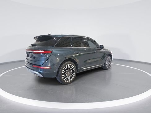 Used 2021 Lincoln Corsair Reserve w/ Equipment Group 201A image 8