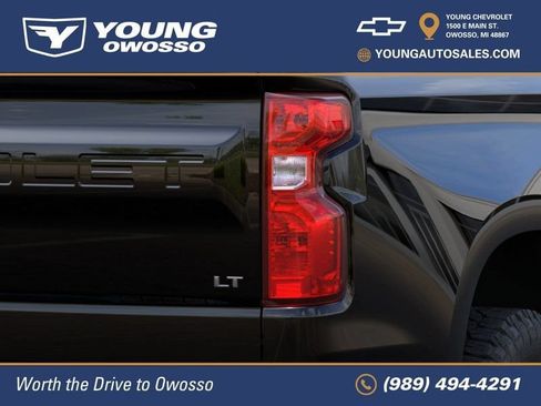 New 2026 Chevrolet Silverado 1500 LT w/ Z71 Off-Road Package AWD/4WD image 12