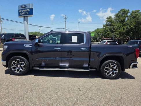 Used 2024 GMC Sierra 1500 SLT w/ SLT Premium Plus Package AWD/4WD image 5