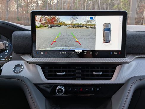 New 2026 Ford Explorer Active image 19