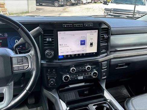 Used 2023 Ford F250 Lariat w/ Lariat Ultimate Package AWD/4WD image 6