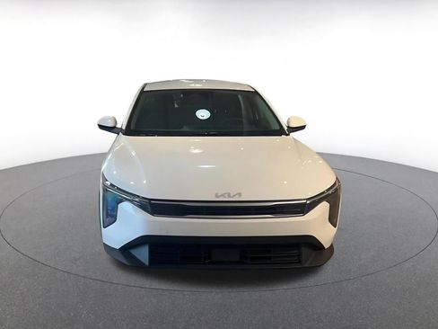 Used 2025 Kia K4 LXS image 4