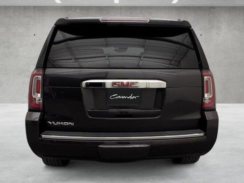 Used 2018 GMC Yukon Denali w/ Denali Ultimate Package image 15