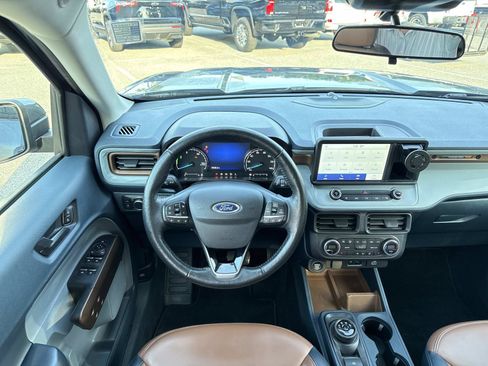 Used 2022 Ford Maverick Lariat w/ Lariat Luxury Package FWD image 13