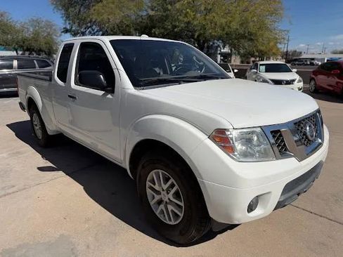 Used 2017 Nissan Frontier SV RWD image 14
