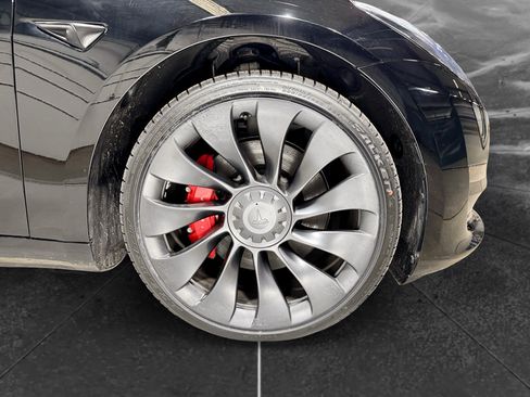 Used 2023 Tesla Model 3 Performance AWD/4WD image 34