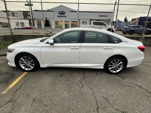 Used 2021 Honda Accord LX image 4