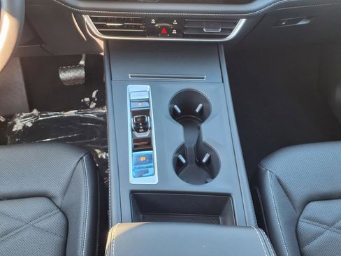 New 2026 Volkswagen Atlas SE image 19