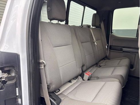 Used 2018 Ford F150 XLT w/ Equipment Group 302A Luxury AWD/4WD image 21