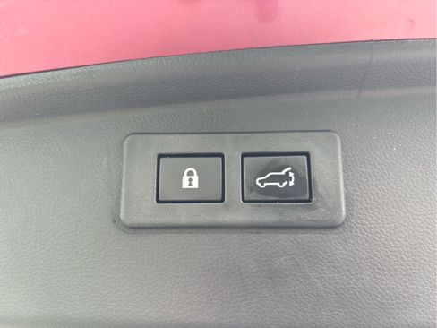 Used 2024 Subaru Outback Premium AWD/4WD image 31