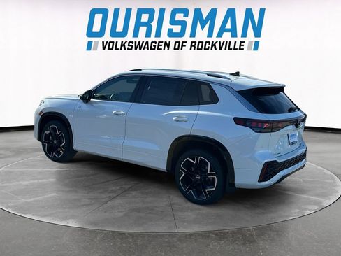 New 2026 Volkswagen Tiguan SEL R-Line image 4