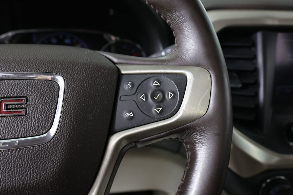 Used 2017 GMC Acadia Denali AWD/4WD image 34