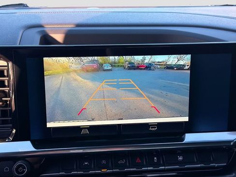 Used 2022 Chevrolet Silverado 1500 RST image 31