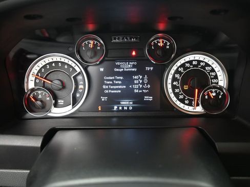 Used 2018 RAM 1500 Lone Star image 7