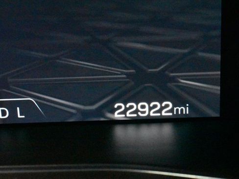 Used 2023 GMC Canyon AT4 w/ AT4 Premium Package image 23