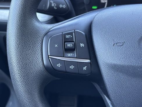 Used 2023 Ford Maverick XLT image 23