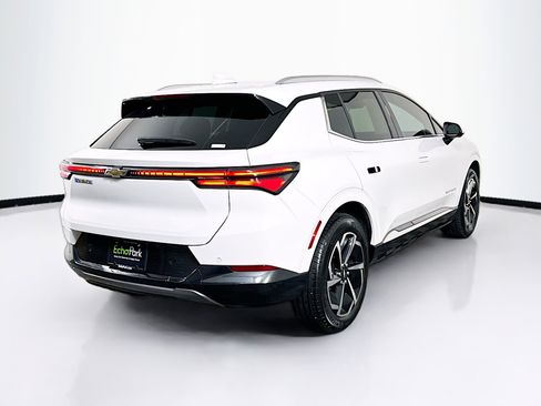 Used 2024 Chevrolet Equinox EV LT FWD image 9