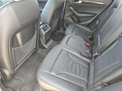 Used 2016 Audi Q5 2.0T Premium Plus w/ Technology Package image 30