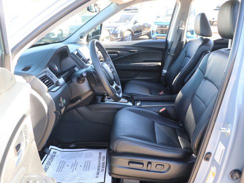 Used 2022 Honda Pilot Touring image 13
