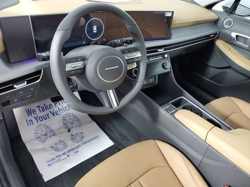 New 2025 Hyundai Sonata Limited image 12