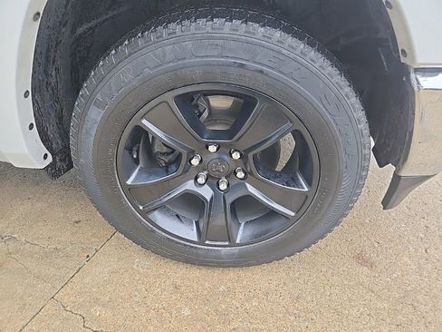 Used 2022 RAM 1500 Laramie image 32