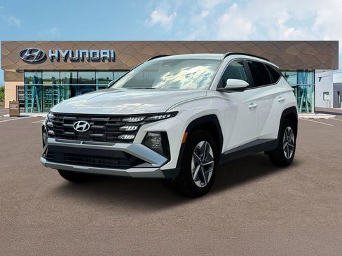 New 2025 Hyundai Tucson SEL image 1