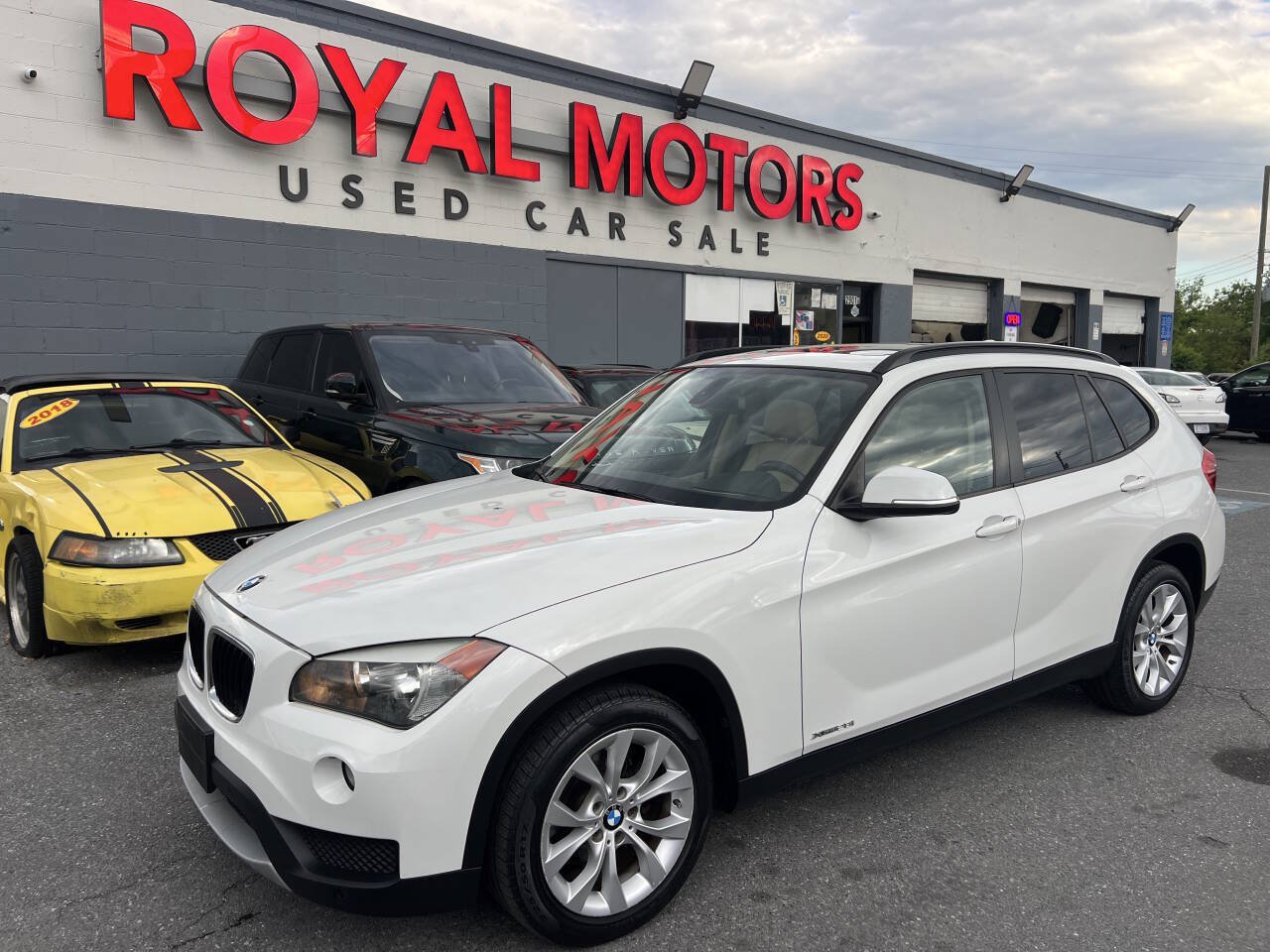 Used 2013 BMW X1 xDrive28i AWD/4WD image 1
