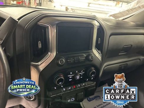 Used 2022 Chevrolet Silverado 3500 LT w/ Convenience Package image 16