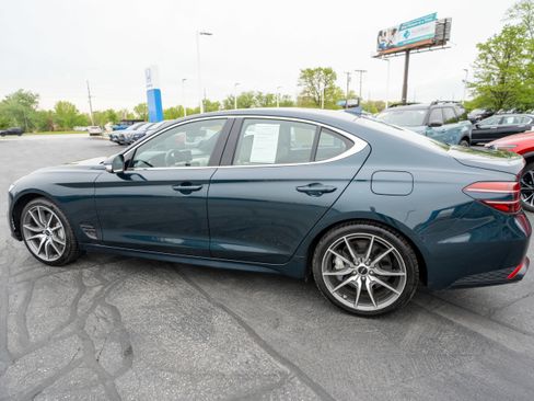 Used 2025 Genesis G70 2.5T RWD image 4