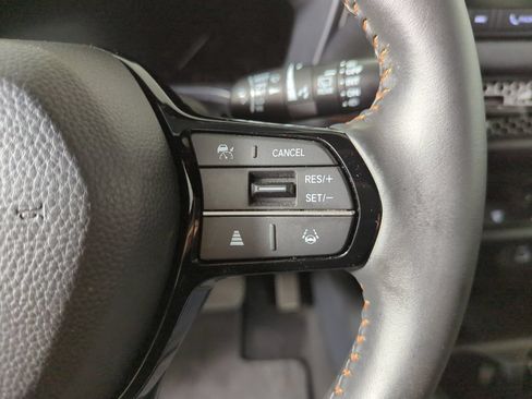 Certified 2025 Honda HR-V Sport image 29