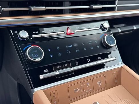 New 2026 Hyundai Santa Fe Calligraphy FWD image 21