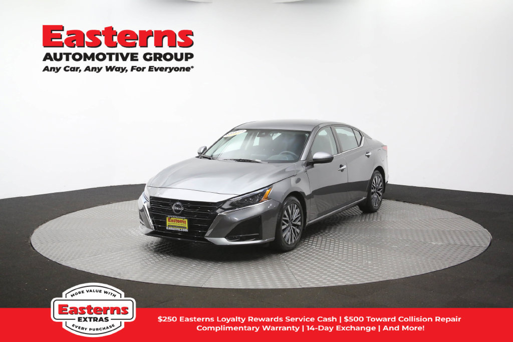 Used 2023 Nissan Altima 2.5 SV FWD image 57