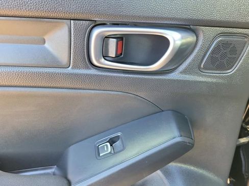 Used 2025 Honda Civic Sport image 16