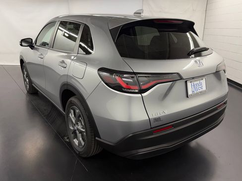 Certified 2026 Honda HR-V LX image 3