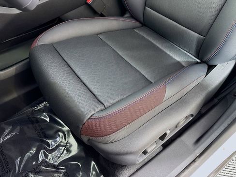 New 2026 Chevrolet Equinox RS w/ Convenience Package III image 18