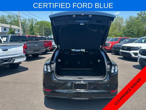 Certified 2023 Ford Mustang Mach-E Premium AWD/4WD image 8