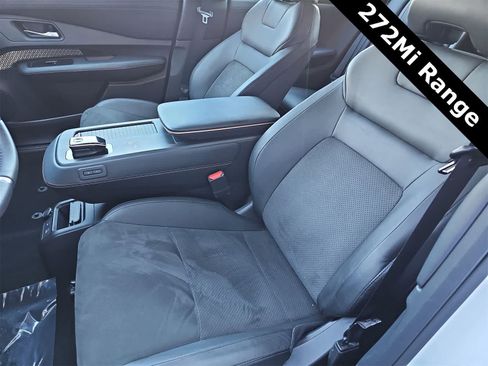 Used 2024 Nissan Ariya AWD image 15