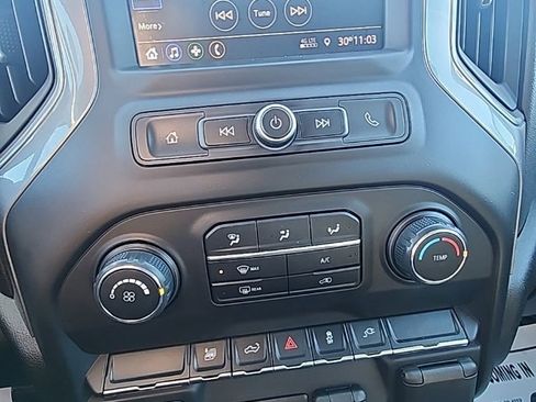 Used 2021 Chevrolet Silverado 2500 Custom w/ Custom Value Package image 16