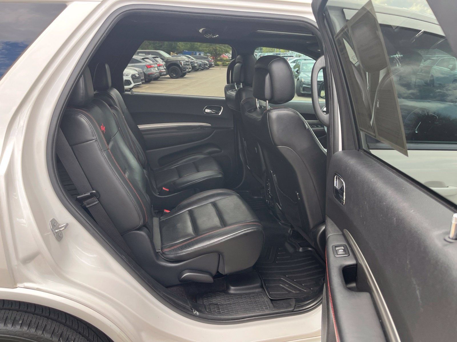 Used 2017 Dodge Durango R/T w/ Trailer Tow Group IV RWD image 36