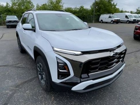 New 2026 Chevrolet Equinox ACTIV w/ Convenience Package III AWD/4WD image 4