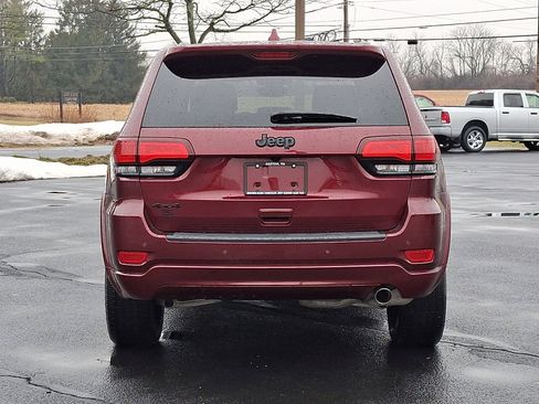 Certified 2022 Jeep Grand Cherokee Laredo X image 5