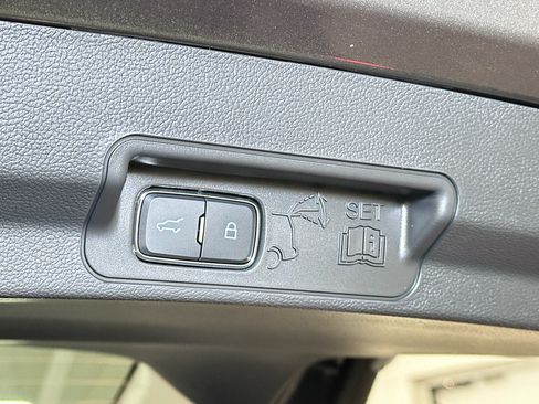 Used 2026 Ford Explorer Active w/ Active Comfort Package AWD/4WD image 19