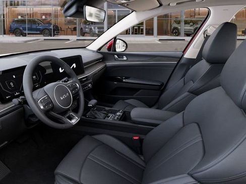 New 2025 Kia K5 EX FWD image 17