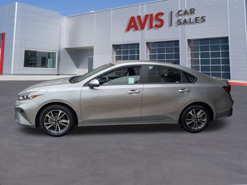 Used 2024 Kia Forte LXS image 10