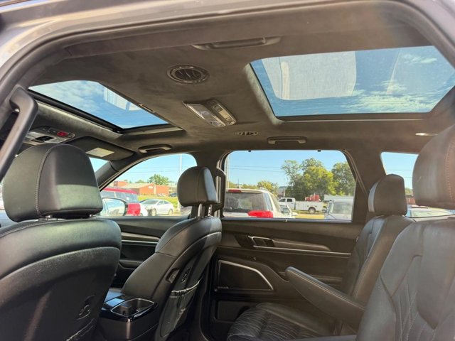 Used 2023 Kia Telluride SX Prestige X-Pro AWD/4WD image 10
