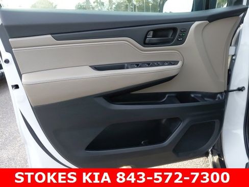 Used 2023 Honda Odyssey EX-L image 21